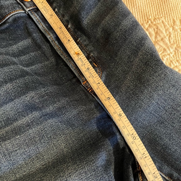 Judy Blue Dad Jeans - Picture 7 of 11